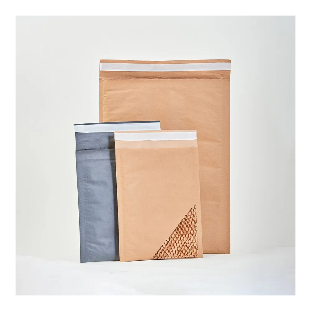 Крафт-конверт с прослойкой из сетчатой бумаги, бурый, 205*255+40 мм