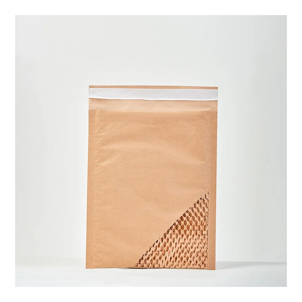 Крафт-конверт с прослойкой из сетчатой бумаги, бурый, 205*255+40 мм
