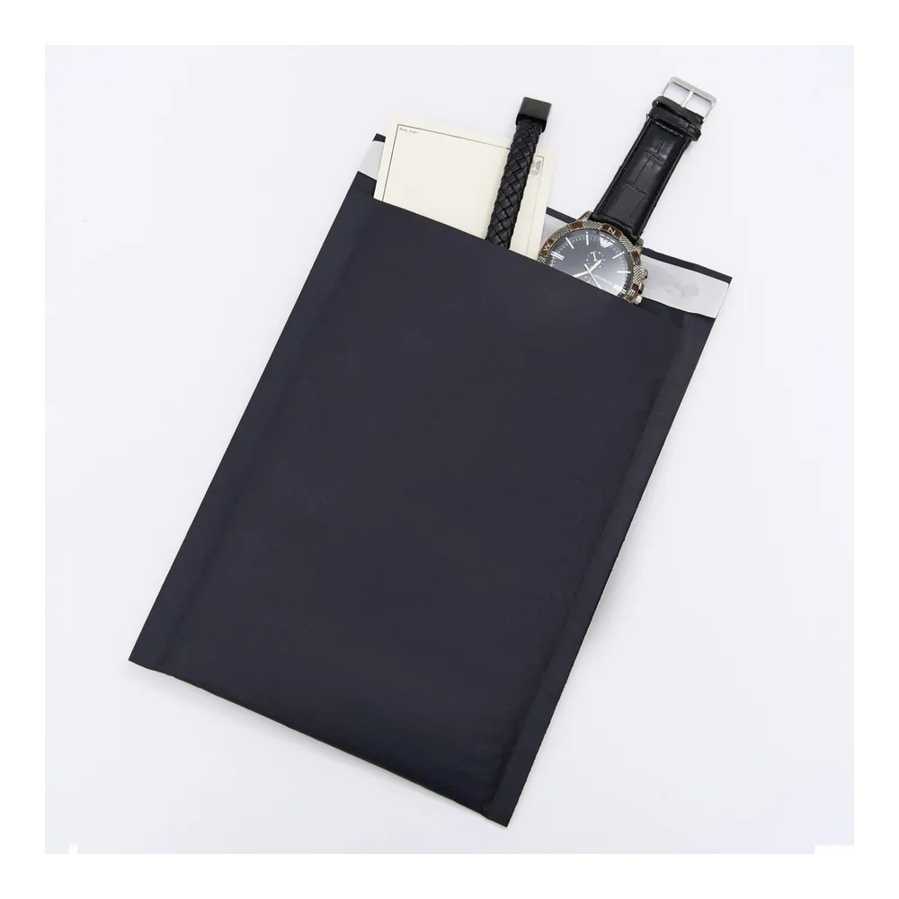 Крафт-конверт с прослойкой из сетчатой бумаги, черный, 180*230+40 мм